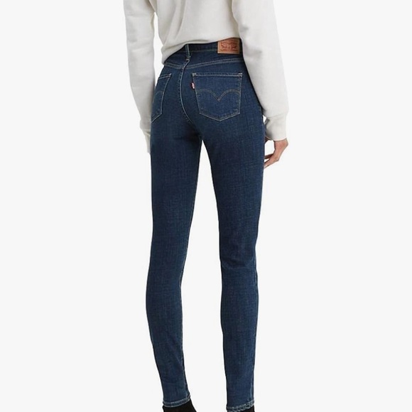 NWOT Levi’s Mid Rise Skinny - Picture 3 of 3